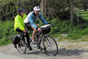 Tandem climbing out of Craven Arms